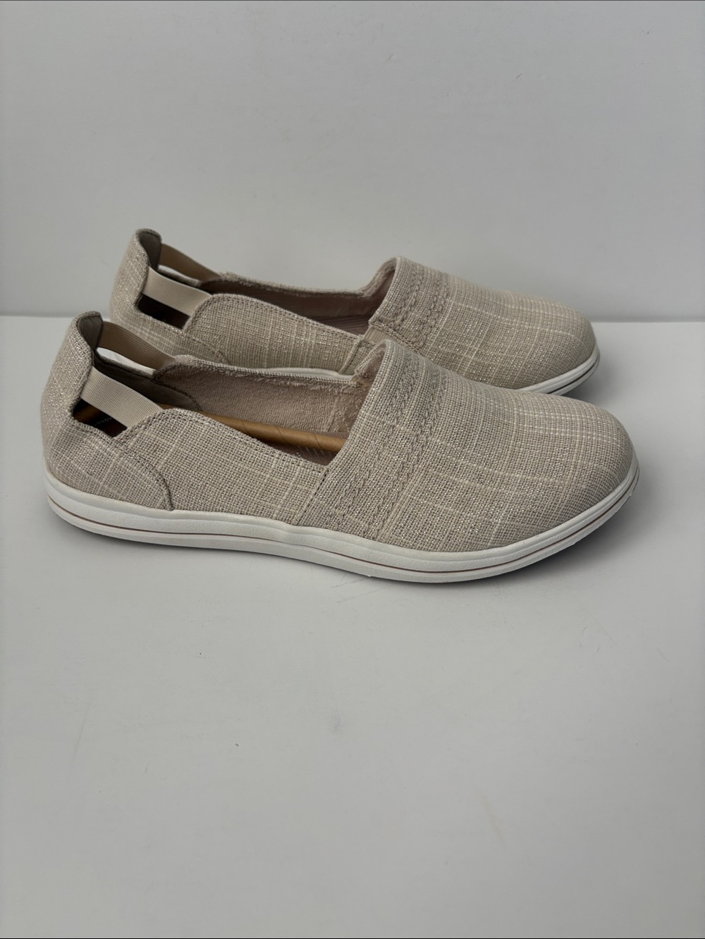 Cloudsteppers by Clarks Women's Slip-On Flats in Light Taupe, NWOT